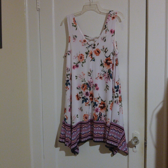 Three Pink Hearts floral handkerchief hem midi dress size XXL - Picture 5 of 6